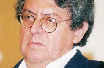 Carlos Montemayor visibilizó las lenguas originarias a través de su poesía