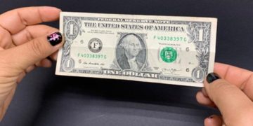 El dólar se cotiza en $18.77 pesos
