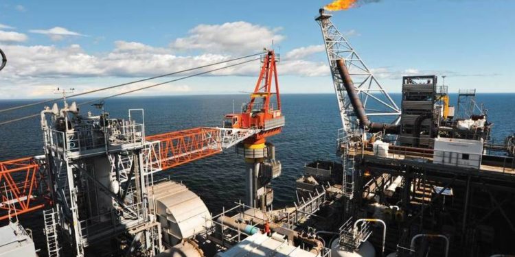 Petróleo repunta ante un mejor panorama en el mercado