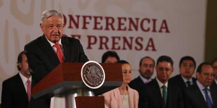 AMLO e IP ponen en marcha Ley de Confianza Ciudadana