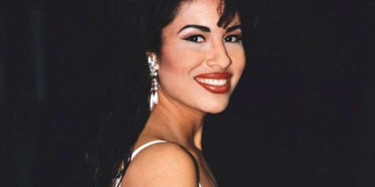 Después de 24 años aparece la foto más polémica de Selena Quintanilla
