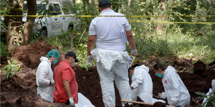 La entrega de cuerpos equivocados, otra faceta del horror en México