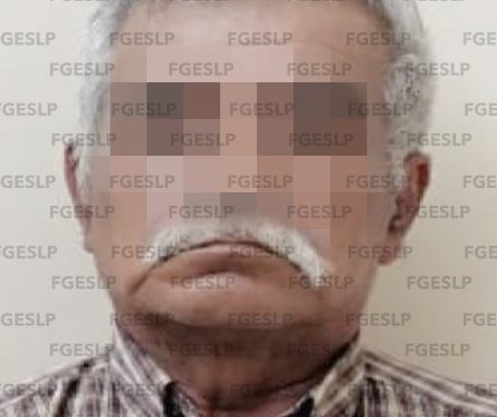 Hombre abusa de menor en transporte público