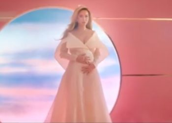 Katy Perry anuncia que está embarazada