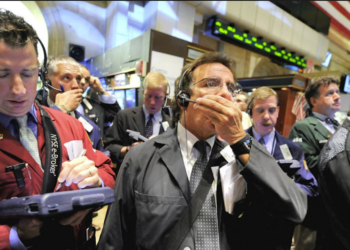 Analista advierte colapso económico peor que en 2008