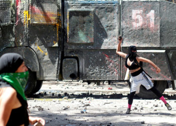 Comienza huelga feminista en Chile