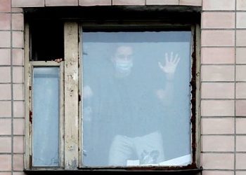 Rusia amenaza con encarcelar a quien viole cuarentena