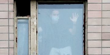 Rusia amenaza con encarcelar a quien viole cuarentena