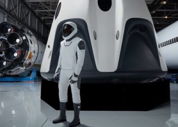 Space X lleva turistas al espacio