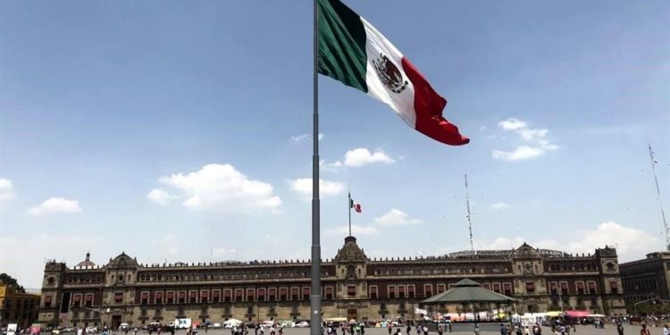 México no está en recesión, pero no muestra señales de una recuperación significativa: CEESP