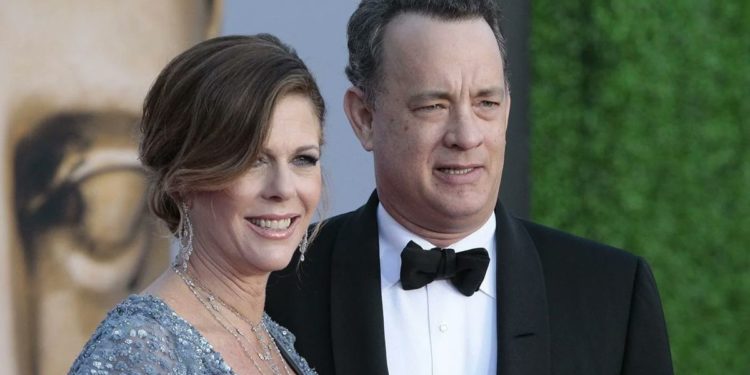 Tom Hanks dado de alta, Rita Wilson sigue internada