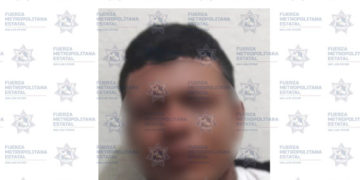 Detenido por amenazar, dañar patrulla y portar arma de utilería
