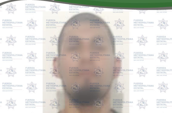 Hombre es detenido por portar cuchillo en Real del Bosque