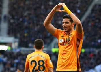 Raúl Jiménez le da el triunfo a los Wolves sobre el Tottenham