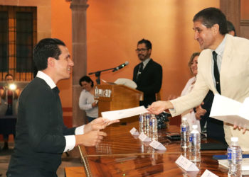UASLP graduó a 8va generación de especialistas en Clínica Avanzada
