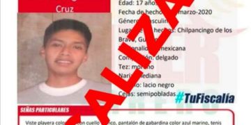 Localizan a hijo del vocero de padres de normalistas de Ayotzinapa