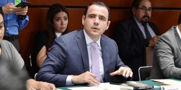 Xavier Azuara señala omisiones del gobierno ante el coronavirus