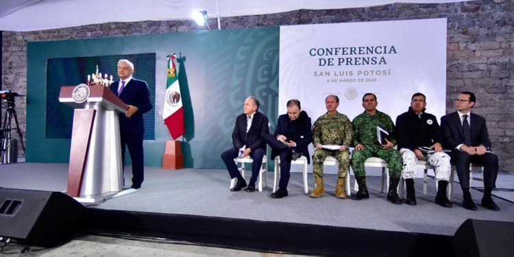 Respalda AMLO proyectos estratégicos para impulsar el desarrollo de S.L.P.