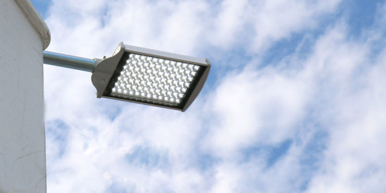 Avanza la licitación de 50 mil nuevas luminarias para la capital
