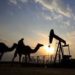 Arabia Saudí utiliza el precio del petróleo para golpear a Rusia y Moscú responde