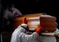 Sin poder ofrecer un último adiós: las dolorosas despedidas en España