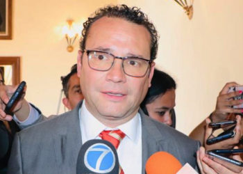 Cabildo destaca que con transparencia y legalidad se licitan el 75% de recursos