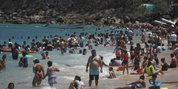 Hallan el primer caso de coronavirus en Acapulco durante puente