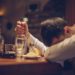 Señales de que podrías tener problemas con el alcohol