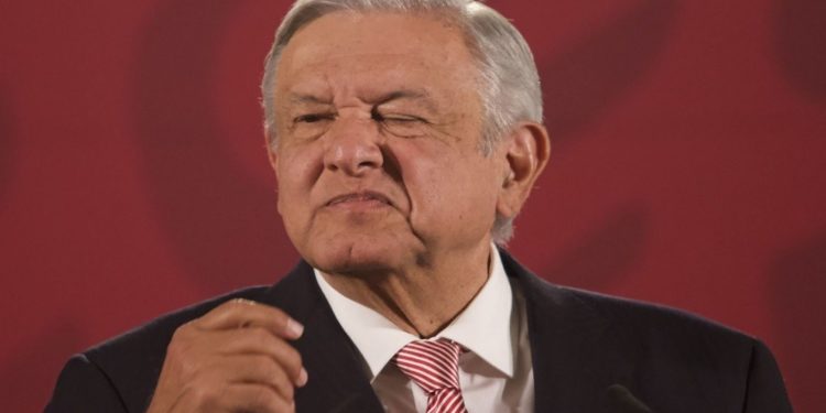 Hombres podrán unirse al paro #UnDíaSinMujeres si ellos quieren: AMLO