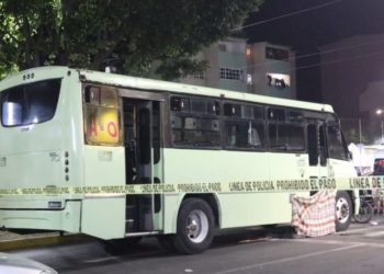 Atropellan a persona de la tercera edad; tunden a conductor