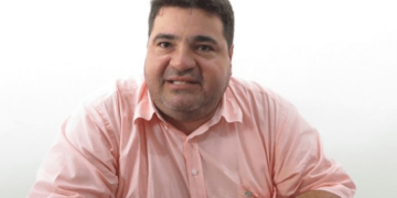 Balean a exdiputado federal Héctor Peralta en Comalcalco, Tabasco