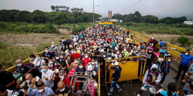 S&P prevé que el coronavirus causará una recesión global