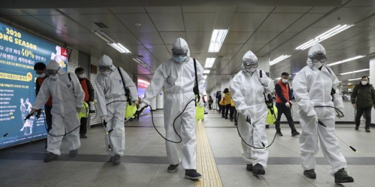 El virus COVID-19 es oficialmente pandemia, OMS