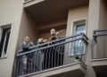 En Italia cantan al unísono para superar el aislamiento social