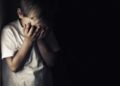 Padre viola a su hijo de 6 años con un palo hasta matarlo