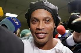 Son arrestados Ronaldinho y su hermano en Paraguay