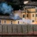 Diturbios en cárceles de Italia, profugos y muertos