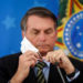 Jair Bolsonaro recorta programa social en medio de emergencia sanitaria