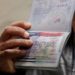 EU suspende la entrega de visas comunes en todo el mundo por pandemia