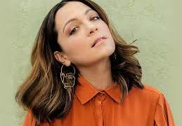 Natalia Lafourcade estrena canción contra la violencia hacia la mujer