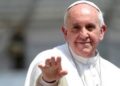 Papa Francisco da la bendición Urbi et Orbi por Covid-19