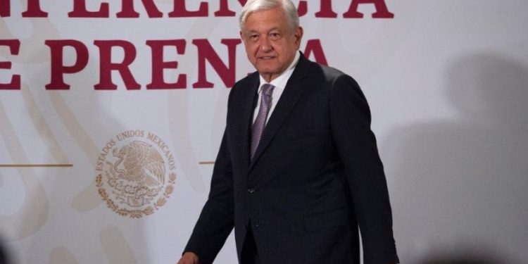 Si cumplimos todos, vamos a salir airosos de la epidemia: AMLO
