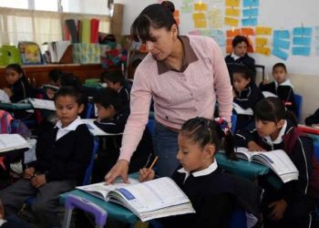 SEP no sancionará a maestras que se sumen a paro de mujeres