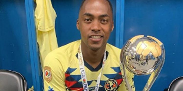 Renato Ibarra acusado de golpear a su esposa embarazada