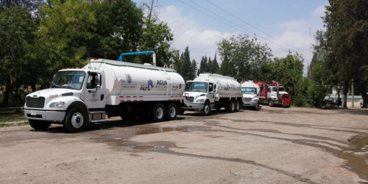 Se abastece de agua a colonias del sur