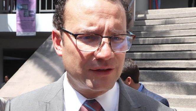 Xavier Nava solicita a AMLO reducción en los pagos de organismos operadores a la CFE