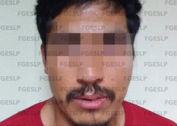 Sujeto golpea a mujer e intenta huir tomando de rehén a un niño
