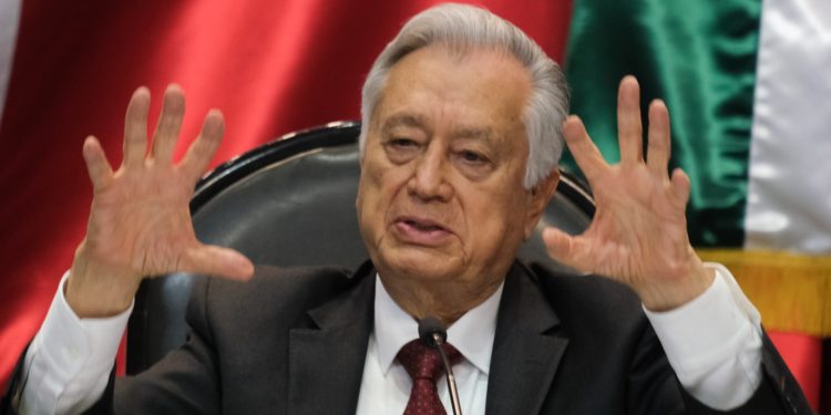 Descarta Bartlett condonar pago de luz eléctrica durante contingencia