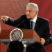 AMLO pide a Banxico uso moderado de las reservas del país