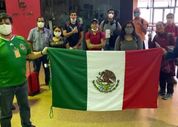 Llegan a México connacionales que estaban varados en Bolivia y Perú